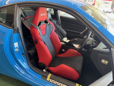 TOYOTA�@86�@DBA-ZN6�i2018�N�j�@�Ɂ@RECARO�i���J���j�@SR-S�@UT100H�@RED�@�V�[�g�q�[�^�[�t���@����