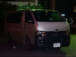 RECARO�i���J���V�[�g�j�@TOYOTA�@�n�C�G�[�X�Ƀ��J���@SR-7F�@GK100�@BK/SIL�@����