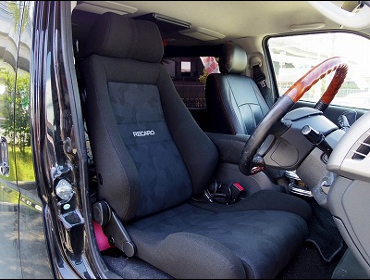RECARO�i���J���V�[�g�j�@TOYOTA�@�n�C�G�[�X�@200�n�Ƀ��J���@�G���S���hD�@BK�@����