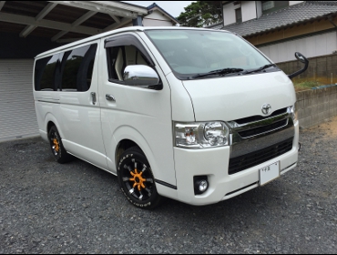 TOYOTA�@���W�A�X�G�[�X�@TRH200V��RECARO�i���J���j�V�[�g����