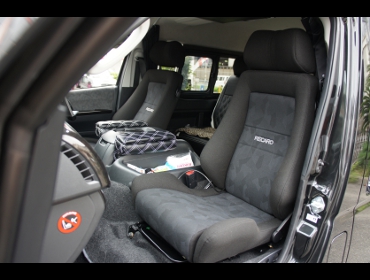RECARO�i���J���V�[�g�j�@TOYOTA�@�n�C�G�[�X200�n�Ƀ��J���@�G���S���hMV�@BK�@���@�G���S���hD�@BK�@����