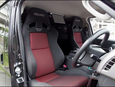 RECARO�i���J���V�[�g�j�@TOYOTA�@���W�A�X�G�[�X�@HDH206V��RECARO�i���J���j�@SR-7F GK100�@BK/RED�@�~2�r�@����