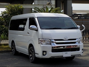 TOYOTA�@�n�C�G�[�X�@200�n��RECARO�i���J���j�V�[�g����