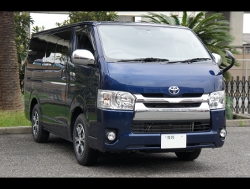 RECARO�i���J���V�[�g�j�@TOYOTA�@�n�C�G�[�X�@200�n4�^�Ƀ��J���@�G���S���hMV�@BK�i�V���[�g���H�j�@�~2�r�@����