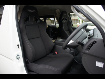 RECARO�i���J���V�[�g�j�@TOYOTA�@200�n�n�C�G�[�X�@�L�����s���O�J�[�Ƀ��J���@SR-7F�@GK100�@BK/BK�@�~2�r�@����