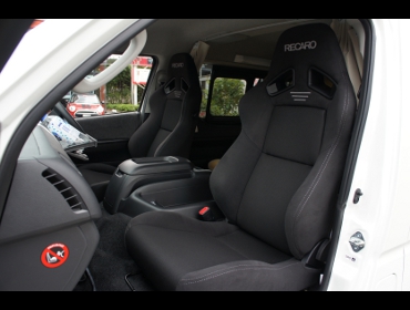 RECARO�i���J���V�[�g�j�@TOYOTA�@200�n�n�C�G�[�X�@�L�����s���O�J�[�Ƀ��J���@SR-7F�@GK100�@BK/BK�@�~2�r�@����