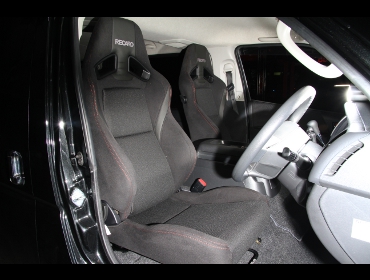 RECARO�i���J���V�[�g�j�@TOYOTA�@�n�C�G�[�X�@KDH201V�Ƀ��J���@SR-7F�@Lassic�V�[�g�q�[�^�[�t���@BK/RED�@���@SR-7F Lassic BK/RED�@����