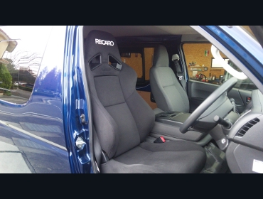 RECARO�i���J���V�[�g�j�@TOYOTA�@���W�A�X�G�[�X�@TRH200V�@4�^GL�p�b�P�[�W�Ƀ��J���@SR-7F KK100�@BK�@����