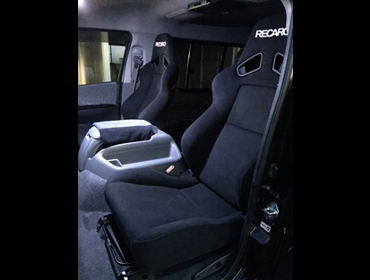 RECARO�i���J���V�[�g�j�@TOYOTA�@�n�C�G�[�X�@200�n2�^���S��GL�Ƀ��J���@SR-7F�@KK100�@BK�@����