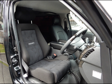 RECARO�i���J���V�[�g�j�@TOYOTA�@�n�C�G�[�X�Ƀ��J���@�G���S���hLD�@BK�@����