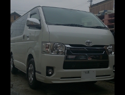 RECARO�i���J���V�[�g�j�@TOYOTA�@�n�C�G�[�X�Ƀ��J���@�G���S���hMV�@BK�@����