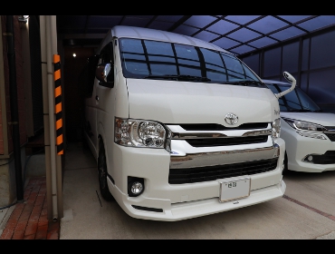 TOYOTA�@200�n�n�C�G�[�X�@�X�[�p�[�����O�@TRH221�@�L�����s���O�d�l��RECARO�i���J���j�V�[�g����