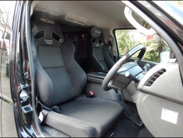 RECARO�i���J���V�[�g�j�@TOYOTA�@�n�C�G�[�X�@KDH206V�Ƀ��J���@New SR-7F�@GK100�@BK/BK�@�~2�r�@����