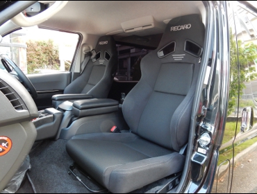RECARO�i���J���V�[�g�j�@TOYOTA�@�n�C�G�[�X�@KDH206V�Ƀ��J���@New SR-7F�@GK100�@BK/BK�@�~2�r�@����