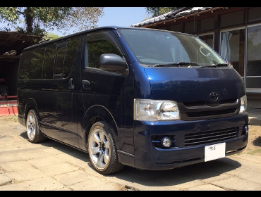 TOYOTA�@200�n�n�C�G�[�X��RECARO�i���J���j�V�[�g����