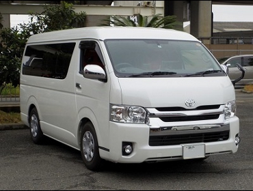 TOYOTA�@�n�C�G�[�X�@200�n�@S-GL��RECARO�i���J���j�V�[�g����