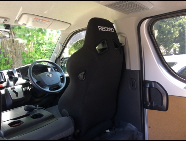 RECARO�i���J���V�[�g�j�@TOYOTA�@���W�A�X�G�[�X�@5�^�@GL�p�b�P�[�WDX�Ƀ��J���@SR-7F�@KK100�@BK�@����