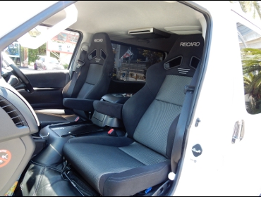 RECARO�i���J���V�[�g�j�@TOYOTA�@�n�C�G�[�X4�^SGL�@200�n�Ƀ��J���@SR-7F�@GK100�@BK/SIL�@�~2�r�@����