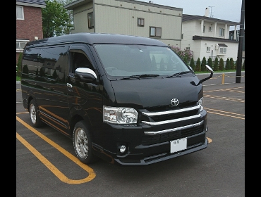 TOYOTA�@�n�C�G�[�X200�n���S����RECARO�i���J���j�V�[�g����