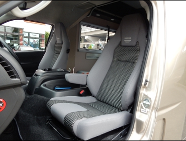 20170601_lxfin_hiace.jpg (78111 �o�C�g)