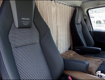 RECARO�i���J���V�[�g�j�@TOYOTA�@200�n�n�C�G�[�X�Ƀ��J���@LX-F OL110H�@BK�@�A�[�����X�g�iA/R�j�t���@�~2�r�@����