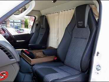 RECARO�i���J���V�[�g�j�@TOYOTA�@200�n�n�C�G�[�X�Ƀ��J���@LX-F OL110H�@BK�@�A�[�����X�g�iA/R�j�t���@�~2�r�@����