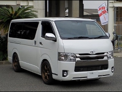 RECARO�i���J���V�[�g�j�@TOYOTA�@�n�C�G�[�X�@200�n�Ƀ��J���@SR-7F�@Lassic�@�V�[�g�q�[�^�[�t���@BK���U�[�@�~2�r�@����