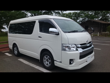 TOYOTA�@�n�C�G�[�X�@��RECARO�i���J���j�V�[�g����