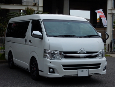 TOYOTA�@�n�C�G�[�X��RECARO�i���J���j�V�[�g����