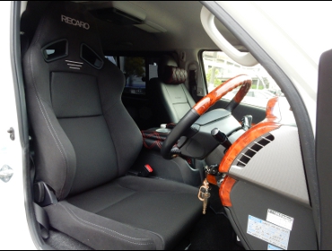 RECARO�i���J���V�[�g�j�@TOYOTA�@�n�C�G�[�X�Ƀ��J���@SR-7F�@GK100�@BK/BK�@����