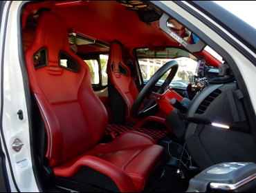 TOYOTA�@�n�C�G�[�X��RECARO�i���J���j�@�X�|�[�c�X�^�[LL100H���U�[SE�@RED���U�[�@�~6�r�@����