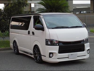 TOYOTA�@�n�C�G�[�X�@200�n��RECARO�i���J���j�V�[�g����