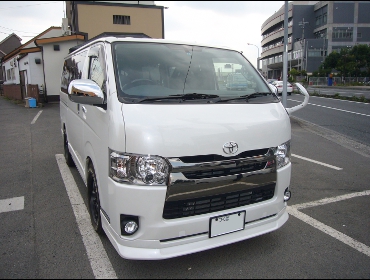 TOYOTA�@�n�C�G�[�X200�n��RECARO�i���J���j�V�[�g����