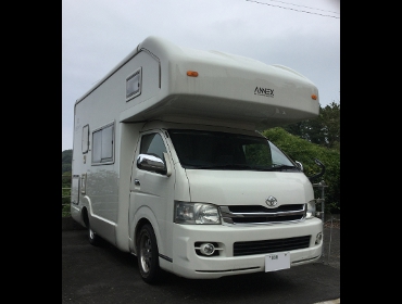 TOYOTA�@�n�C�G�[�X200�n�@�L�����s���O���C�hGL��RECARO�i���J���j�V�[�g����