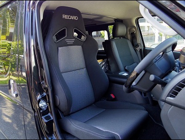 RECARO�i���J���V�[�g�j�@TOYOTA�@�n�C�G�[�X200�n�Ƀ��J���@SR-7F�@GK100�@BK/SIL�@A/R�@����