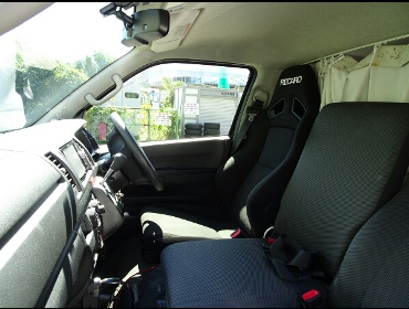 RECARO�i���J���V�[�g�j�@TOYOTA�@�n�C�G�[�X200�n�@4�^DX�@�t�����g3�l�|���@�Ƀ��J���@SR-7F�@KK100�@BK�@A/R�@����