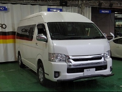 TOYOTA�@�n�C�G�[�X�@�O�����h�L���r���@4WD�@�Ɂ@RECARO�i���J���j�@LX-F�@IN110�@BK�@A/R�@����