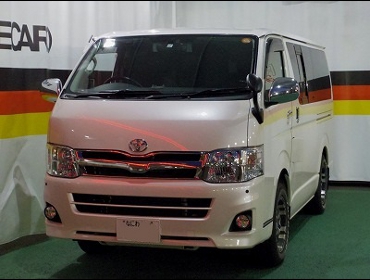 TOYOTA�@�n�C�G�[�X�@�Ɂ@RECARO�i���J���j�V�[�g����