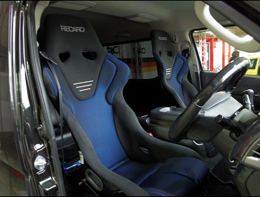 RECARO�i���J���V�[�g�j�@TOYOTA�@�n�C�G�[�X�@�Ɂ@���J���@RS-G�@GK�@BK/BL�@�V�[�g�q�[�^�[�t���@�~2�r�@����