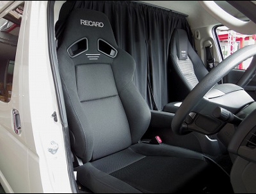 TOYOTA�@�n�C�G�[�X�@�Ɂ@RECARO�i���J���j�@SR-7F�@GK100�@BK/BK�@���@LX-F�@IN110�@BK�@����
