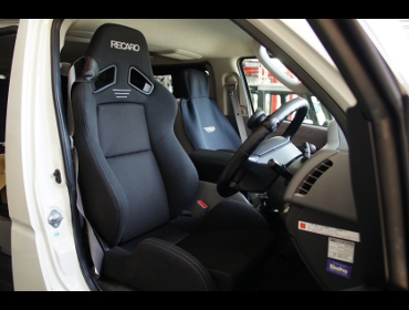 RECARO�i���J���V�[�g�j�@TOYOTA�@�n�C�G�[�X�@KDH206�@�i2008�N�j�@�Ɂ@���J���@SR-7�@GK100�@BK/BK�@����