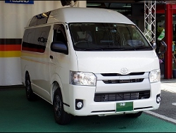 RECARO�i���J���V�[�g�j�@TOYOTA�@�n�C�G�[�X200�n�@5�^�@�Ɂ@RECARO�i���J���j�@�G���S���hMV�@BK�@����