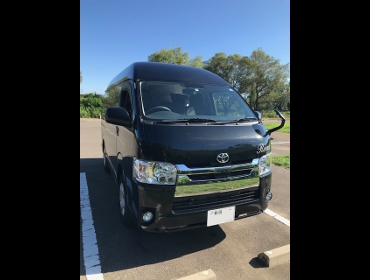 TOYOTA�@�n�C�G�[�X200�n�@�Ɂ@RECARO�i���J���j�@SR-7F ���V�b�N�@A/R�@BK�@����