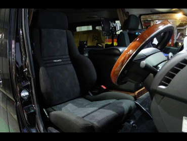 RECARO�i���J���V�[�g�j�@TOYOTA�@�n�C�G�[�X�@200�n�@�Ɂ@RECARO�i���J���j�@�I���\�y�hAN220HV�@BK�@����