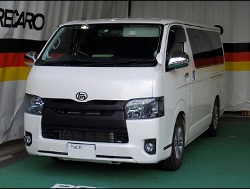 RECARO�i���J���V�[�g�j�@TOYOTA�@�n�C�G�[�X�@200�n�i2017�N�j�@�Ɂ@RECARO�i���J���j�@TS-G�@����