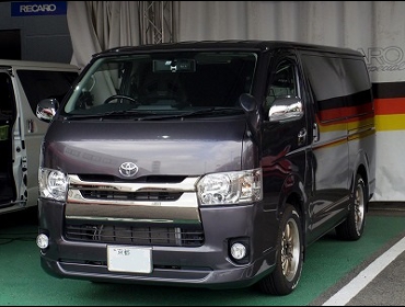 TOYOTA�@�n�C�G�[�X�@�Ɂ@RECARO�i���J���j�@SR-7F�@Lassic�@BK�@����