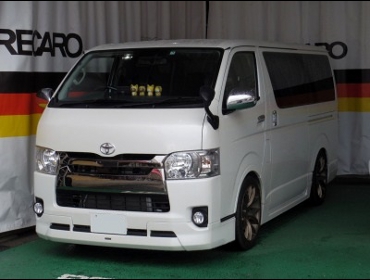 TOYOTA�@���W�A�X�G�[�X�@200�n�i2018�N�j�@�Ɂ@RECARO�i���J���j�@SR-7F�@GK100�@BK/BK�@����