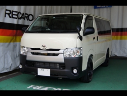 RECARO�i���J���V�[�g�j�@TOYOTA�@�n�C�G�[�X�@5�^�i2019�N�j�@�Ɂ@RECARO�i���J���j�@SR-7F�@Lassic�@BK�@����