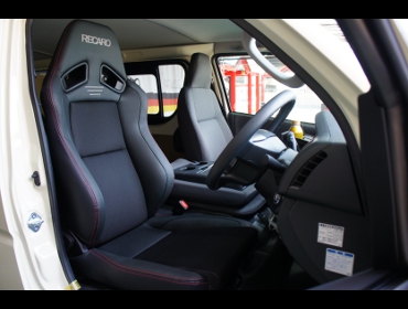 RECARO�i���J���V�[�g�j�@TOYOTA�@�n�C�G�[�X�@5�^�i2019�N�j�@�Ɂ@RECARO�i���J���j�@SR-7F�@Lassic�@BK�@����