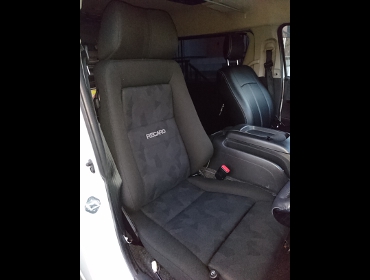 RECARO�i���J���V�[�g�j�@TOYOTA�@�n�C�G�[�X���S���@200�n�@�Ɂ@RECARO�i���J���j�@�G���S���hMV�@BK�@�V�[�g�q�[�^�[�t���@����